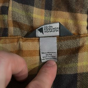 Excellent condition MEC jacket quilted lining. Mens medium.